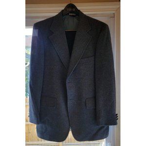 Kingston clothes suit